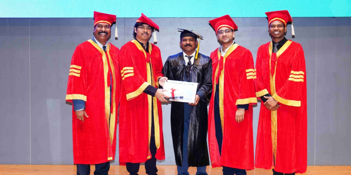 T-Hubలో జయం వరబాబుకు AI గ్రాడ్యుయేషన్ పట్టా ప్రధానం