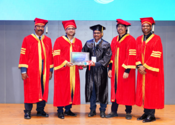 T-Hubలో కె రవికుమార్‌కు AI గ్రాడ్యుయేషన్ పట్టా ప్రధానం