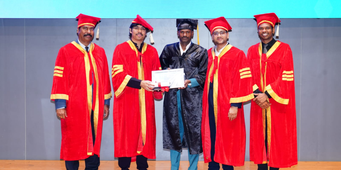 T-Hubలో వంగూరి నగేష్కు AI గ్రాడ్యుయేషన్ పట్టా ప్రదానం