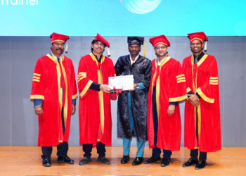 T-Hubలో వంగూరి నగేష్‌కు AI గ్రాడ్యుయేషన్ పట్టా ప్రదానం