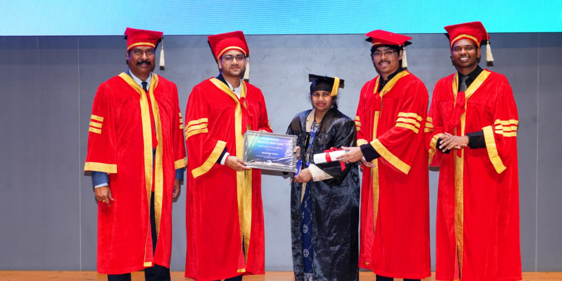 T-Hub లో అనిత సోమకు AI గ్రాడ్యుయేషన్ పట్టా ప్రదానం