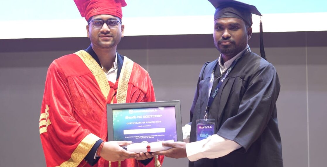 T-Hubలో లయన్ మాదాస్ అశ్విన్ కుమార్కు AI గ్రాడ్యుయేషన్ పట్టా ప్రధానం