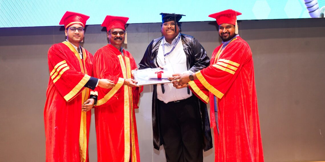 T-Hubలో అవినాష్ కాజాకు AI గ్రాడ్యుయేషన్ పట్టా ప్రధానం