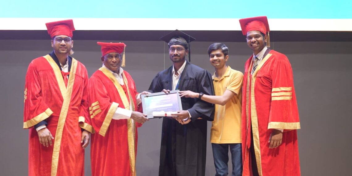 T-Hubలో గిరి ప్రకాశ్‌కు AI గ్రాడ్యుయేషన్ పట్టా ప్రధానం