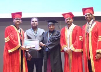 T-Hubలో కలకంటి సునీత సందీప్‌కు AI గ్రాడ్యుయేషన్ పట్టా ప్రధానం