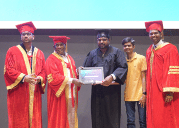 T-Hubలో శ్రీనివాస్ సకినాలకు AI గ్రాడ్యుయేషన్ పట్టా ప్రధానం