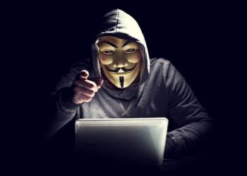 డిజిటల్ ప్రపంచంలో అప్రమత్తత అవసరం