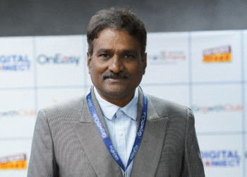 ప్రభుత్వ ఉద్యోగిగా పని చేస్తున్న నాకు డబ్బులు సంపాదించే మరొక మార్గాన్నిఈ తెలుగు AI బూట్ క్యాంప్ చూపింది