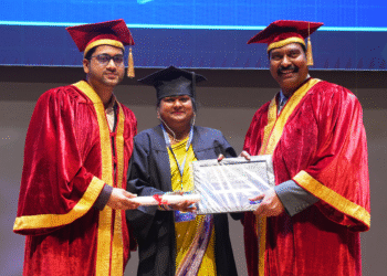 T-Hubలో తేనెపల్లి కల్పనకు AI గ్రాడ్యుయేషన్ పట్టా ప్రధానం