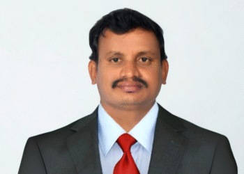 తరగతిలో పాఠాలు.. జీవితానికి భీమా పాఠాలు! పుట్ట గణేశ్ రాజు ప్రత్యేకత