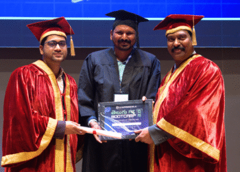 T-Hubలో బీమనబోయిన సైదులు యాదవ్‌కు AI గ్రాడ్యుయేషన్ పట్టా ప్రధానం