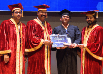 T-Hubలో గండికోట సుబ్బారావుకు AI గ్రాడ్యుయేషన్ పట్టా ప్రధానం