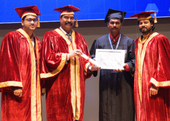 T-Hubలో ఆకుతోట విక్రమ్ కుమార్‌కు AI గ్రాడ్యుయేషన్ పట్టా ప్రధానం