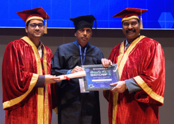 T-Hubలో చెన్ను నవీన్ కుమార్‌కు AI గ్రాడ్యుయేషన్ పట్టా ప్రధానం