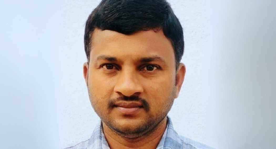 డిజైనింగ్లో నైపుణ్యం.. యోగాలో ప్రావీణ్యం బహుముఖ ప్రజ్ఞతో రాణిస్తున్న ఆత్మకూరి నాగేశ్వరరావు