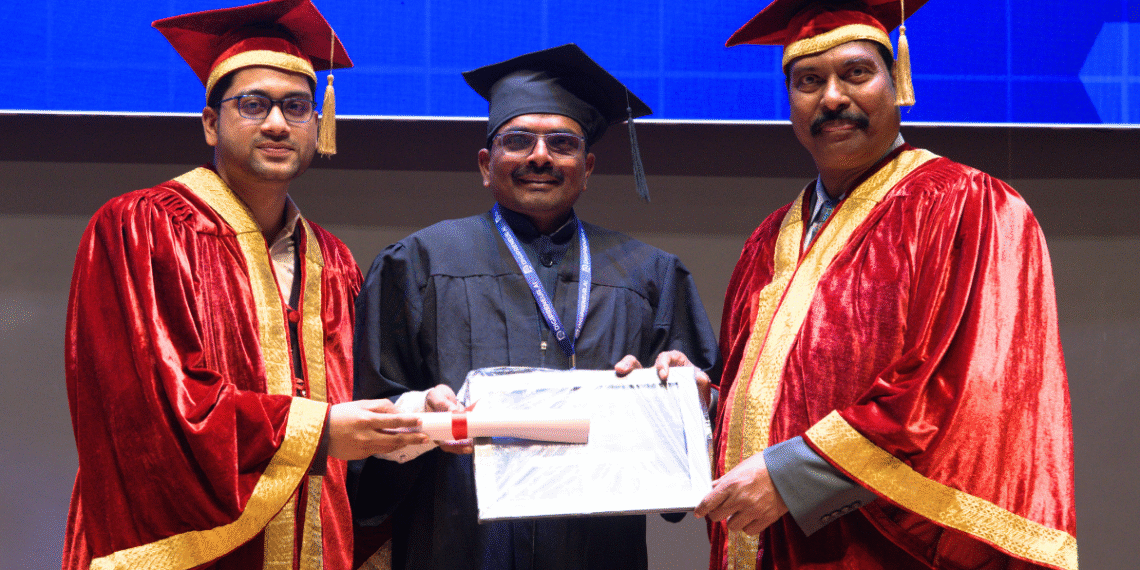 T-Hubలో మహేష్ కుమార్‌కు AI గ్రాడ్యుయేషన్ పట్టా ప్రధానం