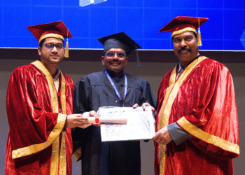 T-Hubలో మహేష్ కుమార్‌కు AI గ్రాడ్యుయేషన్ పట్టా ప్రధానం