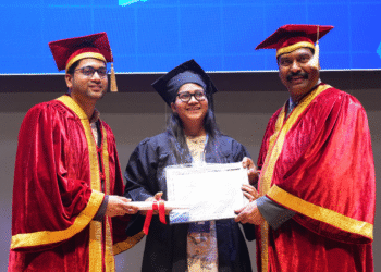 T-Hubలో గౌరీ భవానికి AI గ్రాడ్యుయేషన్ పట్టా ప్రధానం